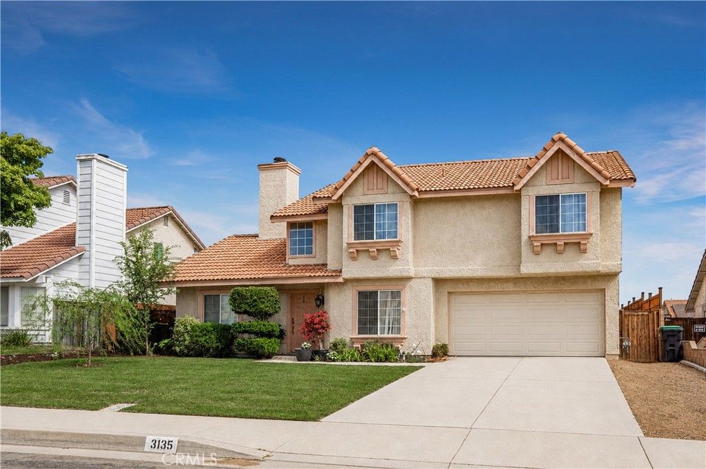 3135 Dearborn Avenue, Palmdale
