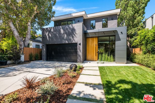 3831 Mound View Avenue, Los Angeles