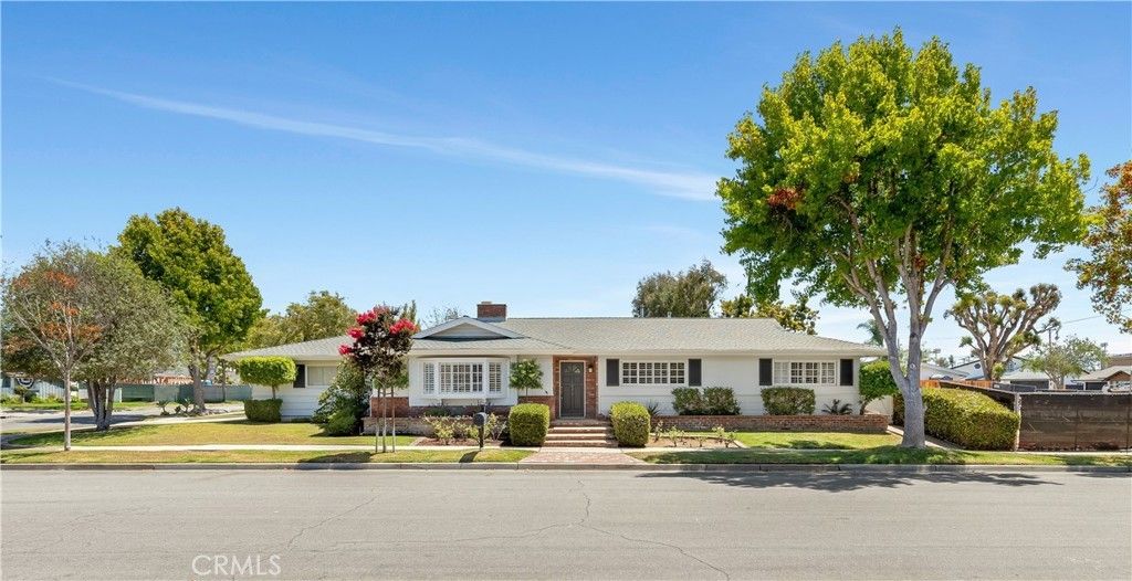 1644 Aliso Avenue, Costa Mesa