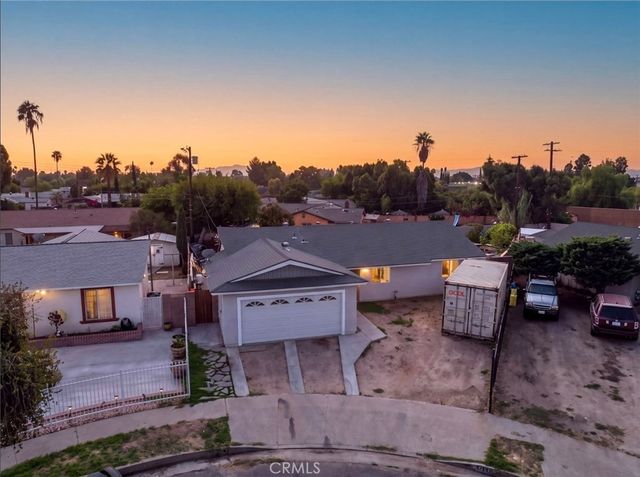12256 Allegheny Street, Sun Valley
