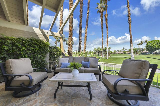 352 Red River Road, Palm Desert