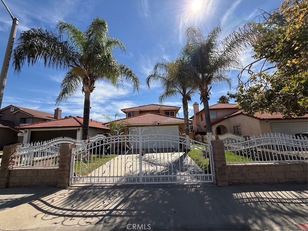 1705 Edgefield, Perris