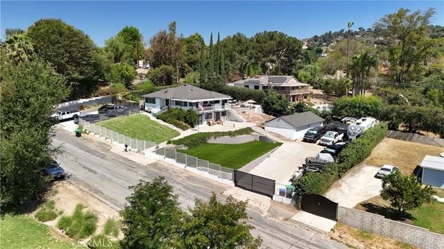 2245 Vista Rd, La Habra Heights