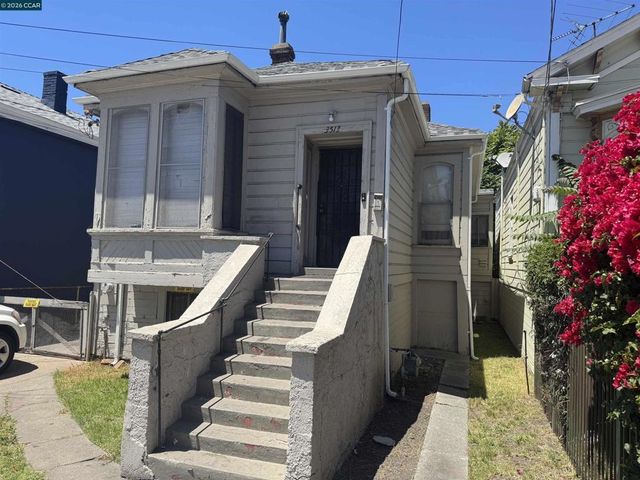 3513 Adeline St, Oakland