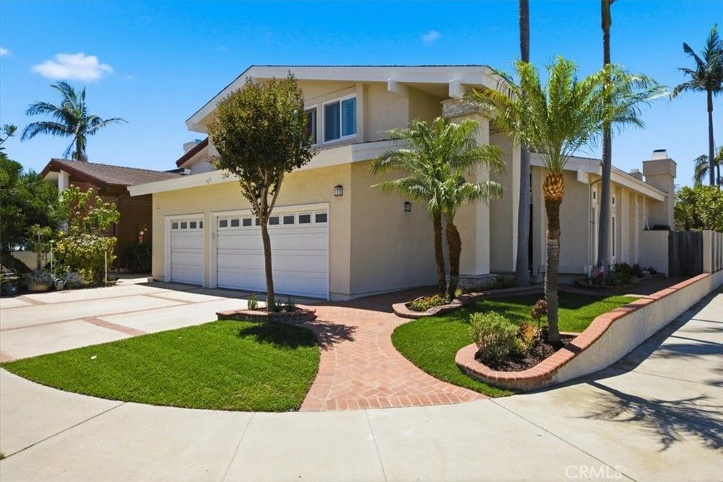 13607 Hindry Avenue, Hawthorne