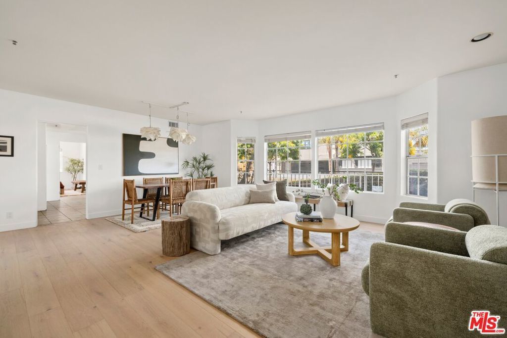 2222 Neilson Way # 102, Santa Monica