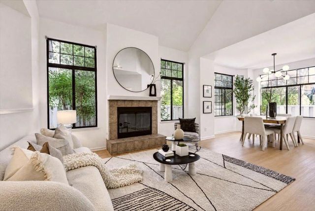 454 Mountain Laurel Court, Mountain View