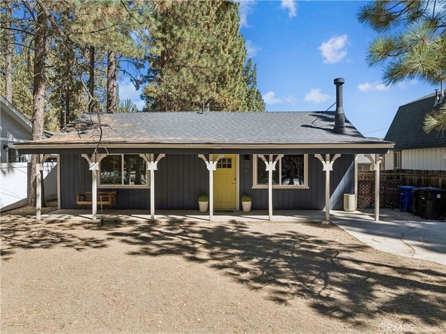 937 E Fairway, Big Bear City