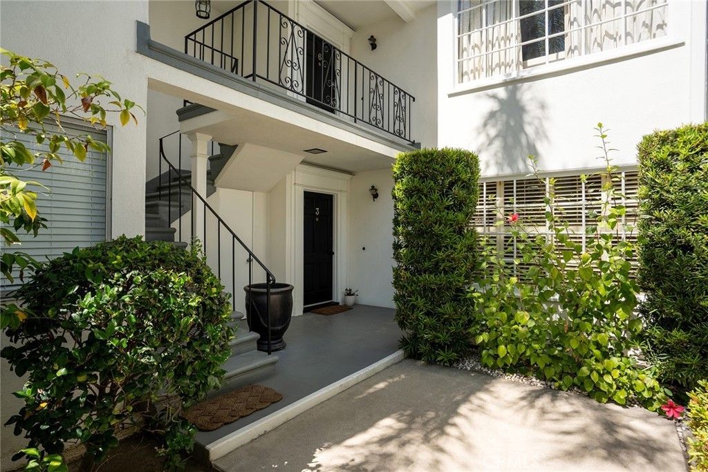 681 S Orange Grove # 3, Pasadena