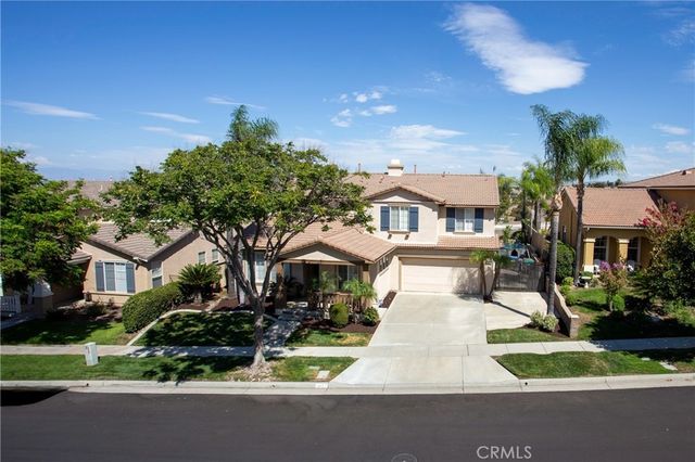 3827 Holly Springs Drive, Corona