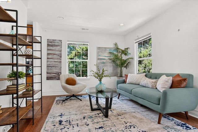 7925 Greenly, Oakland