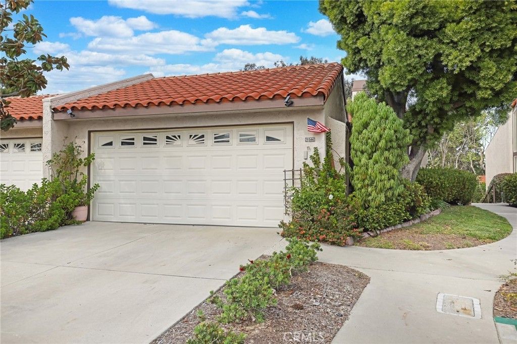 19544 Vasile Cir, Huntington Beach