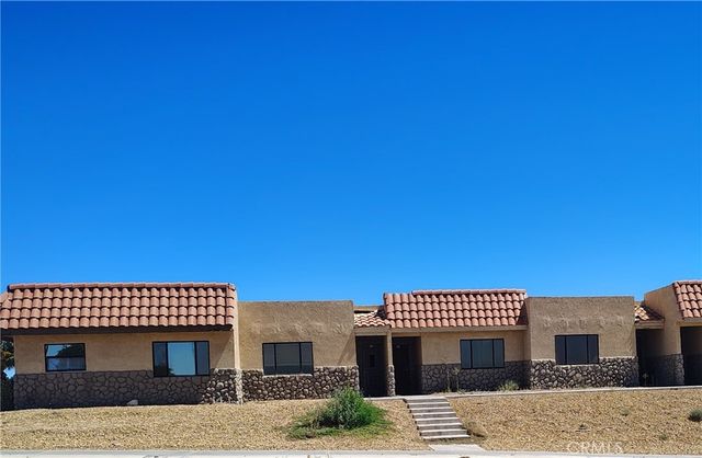 27160 Vista # 38, Helendale