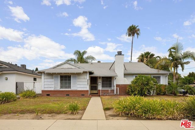 15201 Devonshire Street, Los Angeles