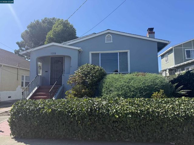 2027 96th Ave, Oakland