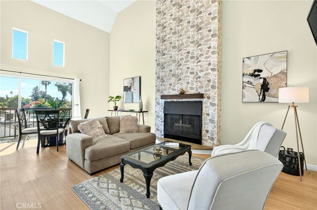 4660 Coldwater Canyon Avenue # 20, Studio City