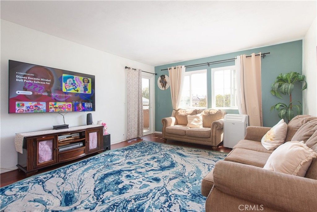 2507 E 15th Street # 214, Long Beach