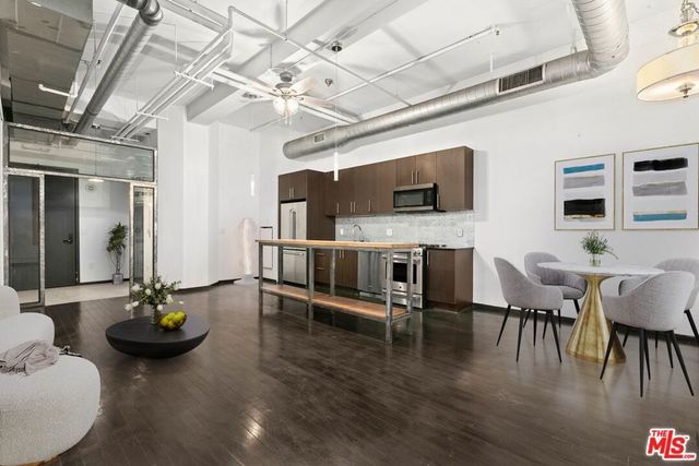 1645 Vine Street # 301, Los Angeles