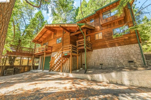 29576 Lassen Dr, Cold Springs