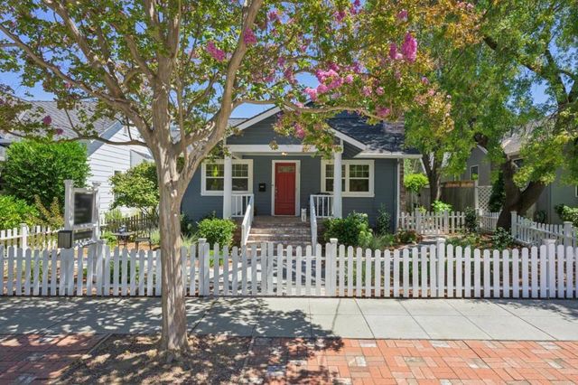 124 Massol Avenue, Los Gatos