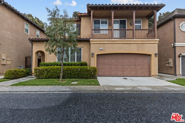 9108 S Heritage Way, Inglewood