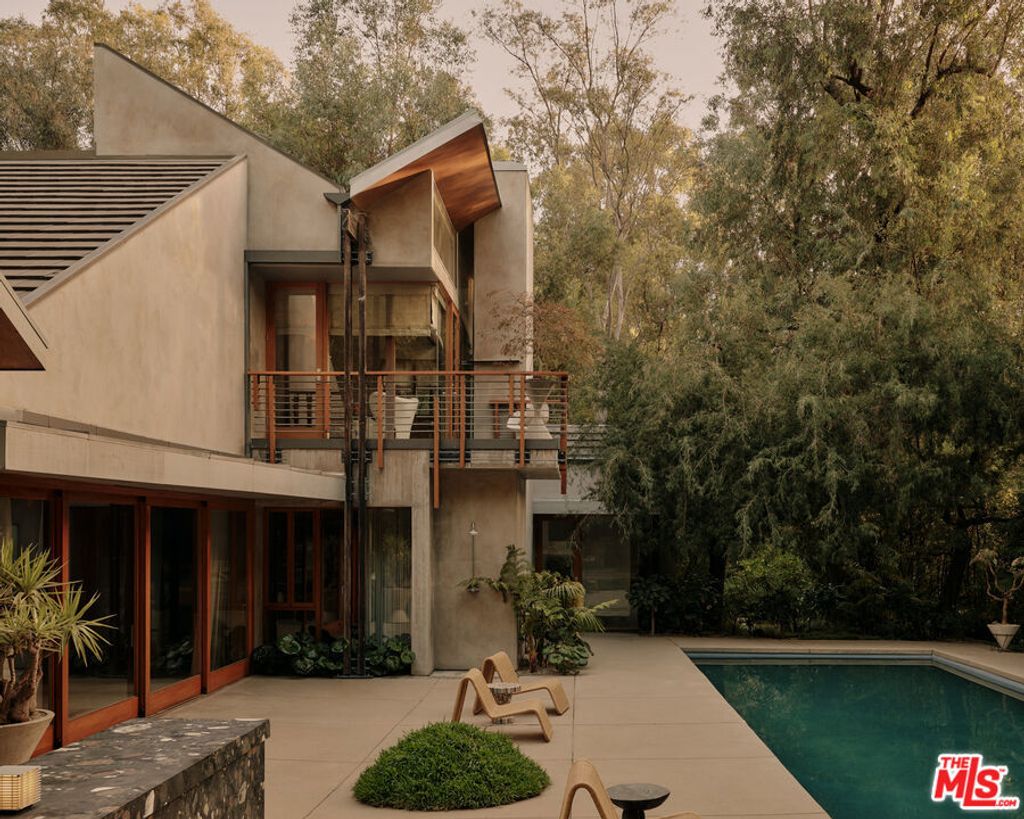 7728 Woodrow Wilson Drive, Los Angeles