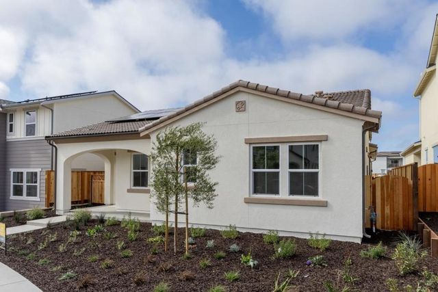 627 Santa Lucia Way, Marina