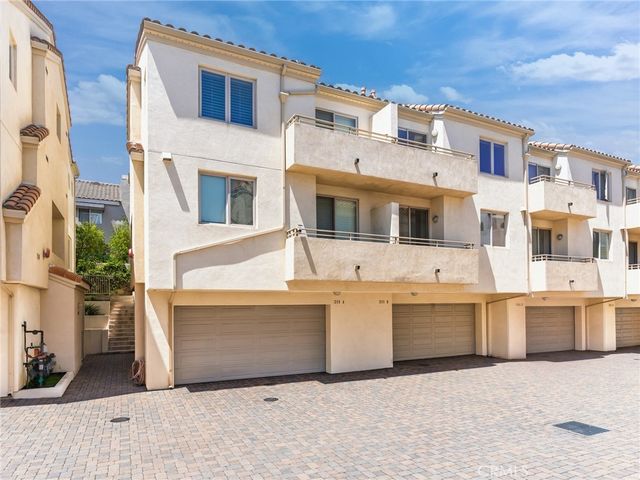 311 Kansas Street # B, El Segundo