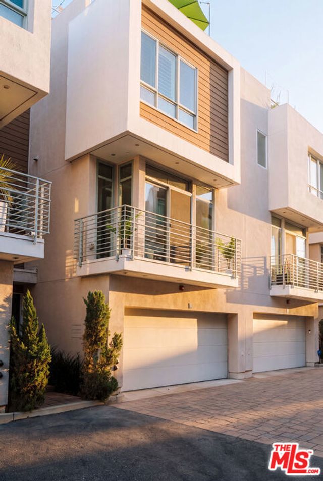1400 N Fuller Avenue # 16, Los Angeles