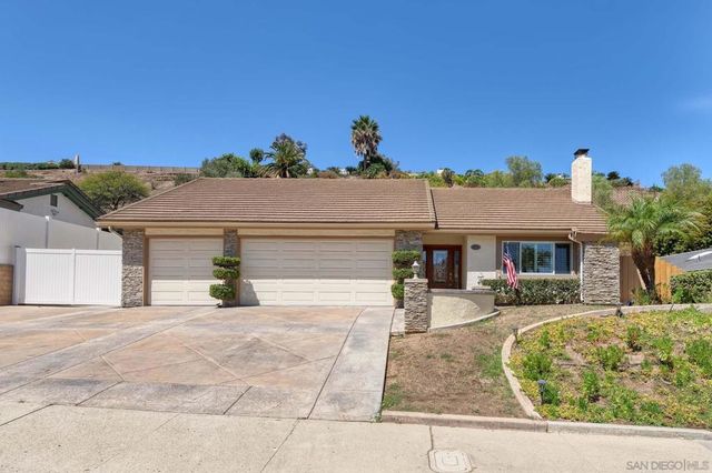 656 Dewane Dr, El Cajon