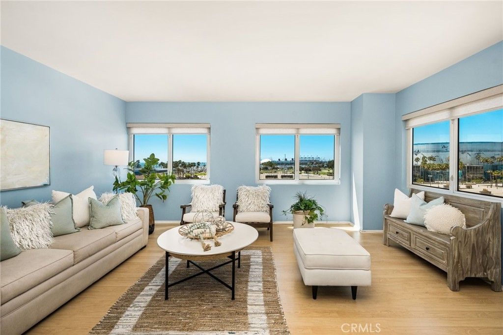 525 E Seaside # 403, Long Beach