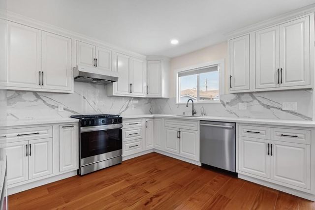 2347 Bennington Lane, Hayward