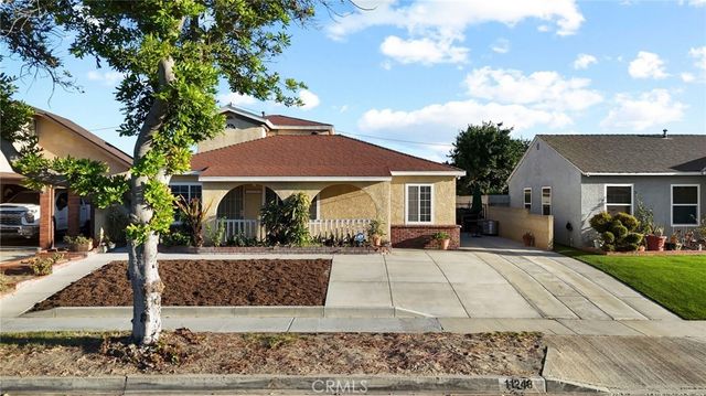 11248 Foster, Norwalk