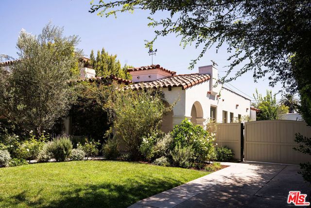 1654 Stearns Drive, Los Angeles