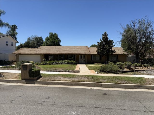 1524 Dwight, Redlands
