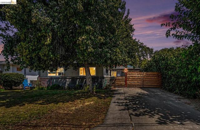 536 4th St, Brentwood