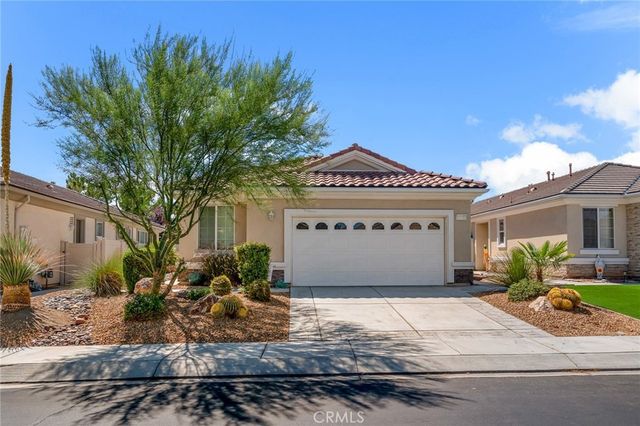 11122 Avonlea Road, Apple Valley