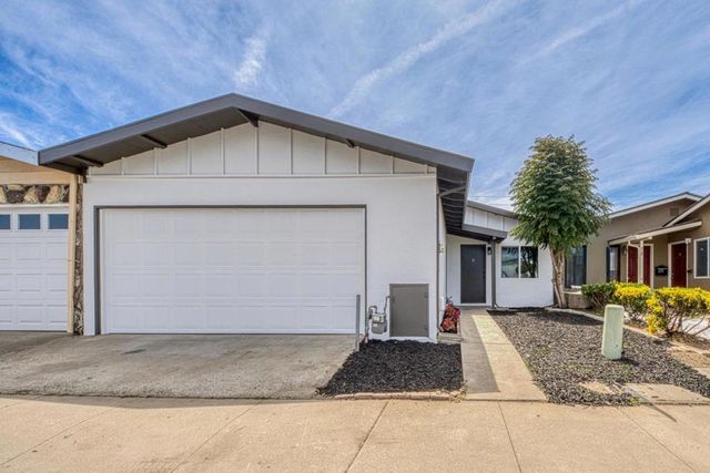 520 Calaveras Drive, Salinas