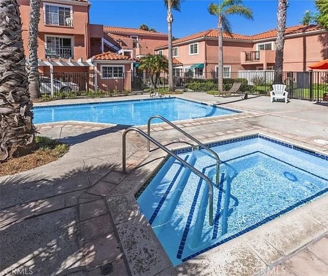 409 Utica # D43, Huntington Beach