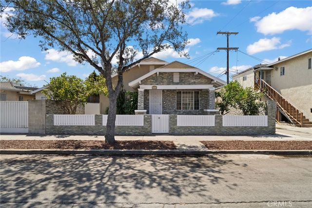 2020 E. 14th, Long Beach