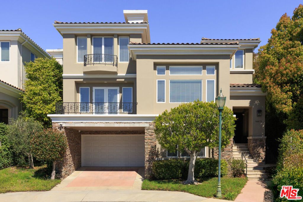 16671 Calle Brittany, Pacific Palisades