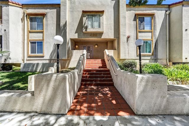 430 N Holliston # 104, Pasadena