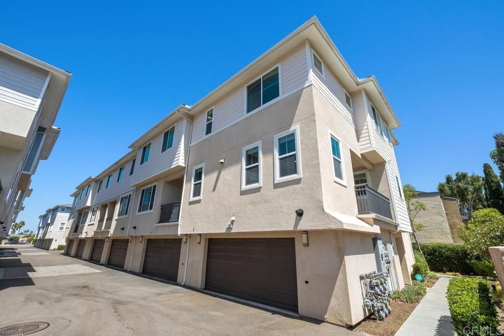 11333 Zapata Avenue # 30, San Diego