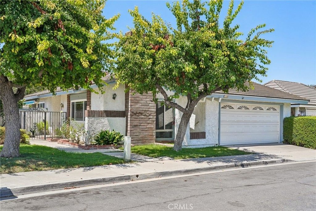 19 Woodrush, Irvine