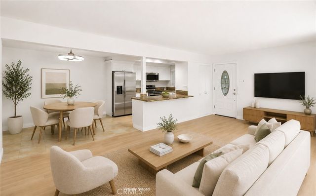 2191 Via Mariposa E # B, Laguna Woods