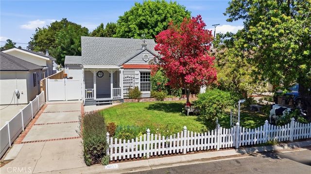 11957 Collins Street, Valley Village