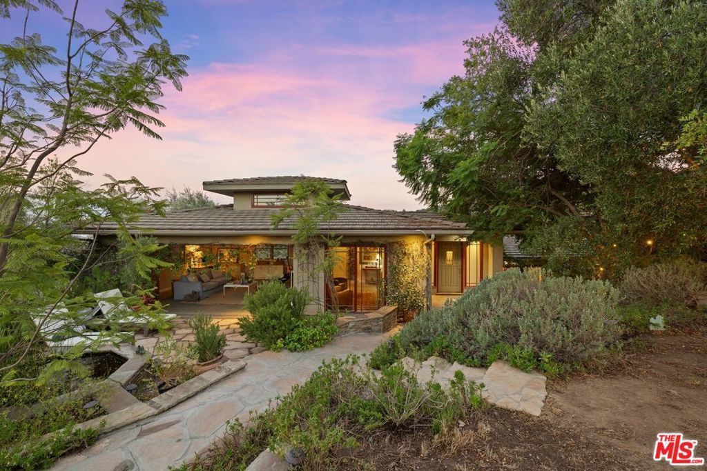 20634 Medley Lane, Topanga