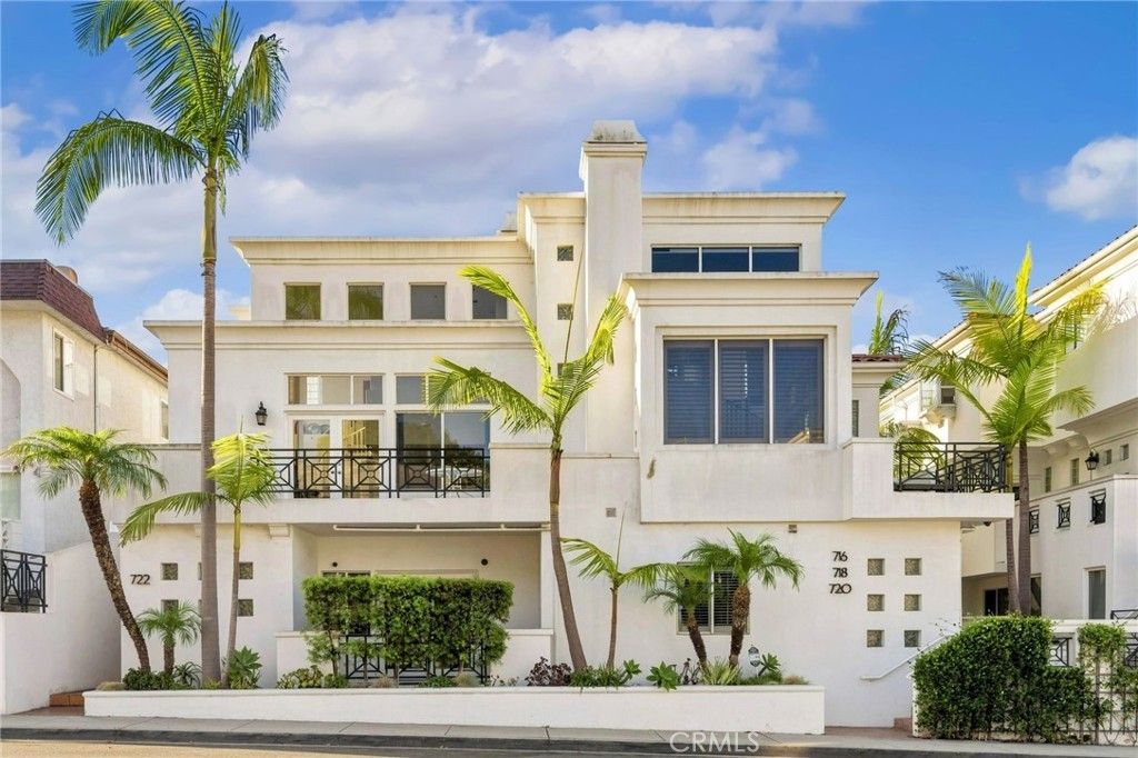716 Manhattan Beach Boulevard, Manhattan Beach