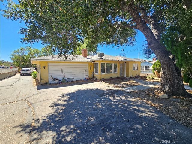 14700 Cobalt, Sylmar
