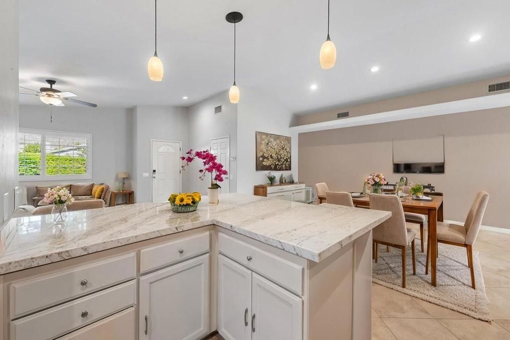 52580 Avenida Navarro, La Quinta